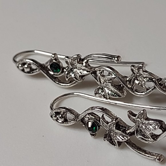 Long Silver Tone Leaf Earrings With Green Stone - Picture 2 of 14